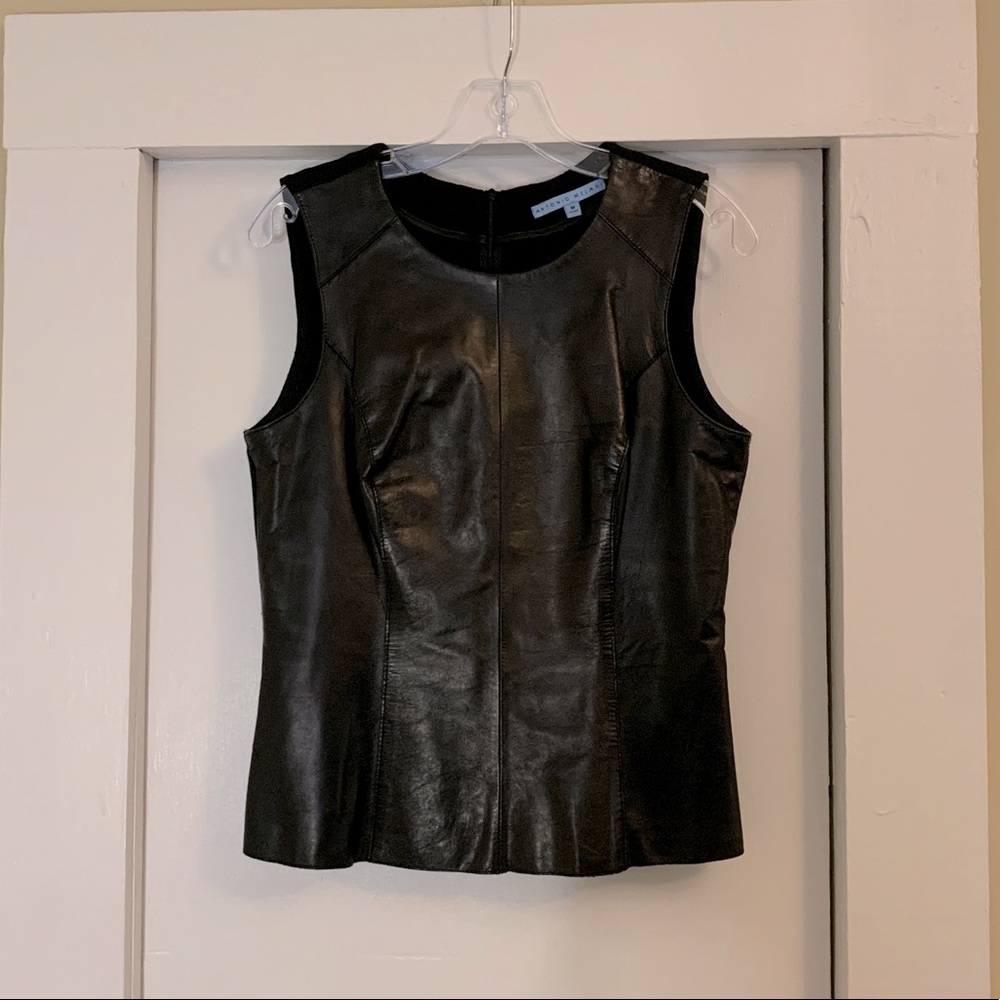 Sleeveless Leather Top Antonio Melani